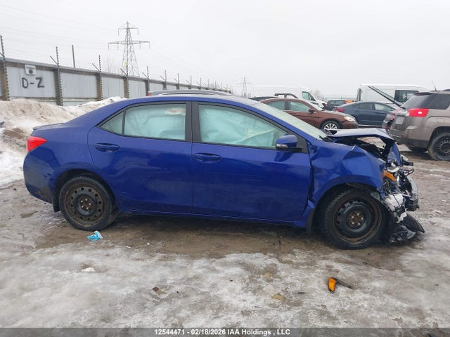 2T1BURHE0JC035565 Toyota COROLLA SE