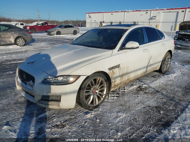 SAJBK4BV3HCY50722 Jaguar Xf 35t Prestige