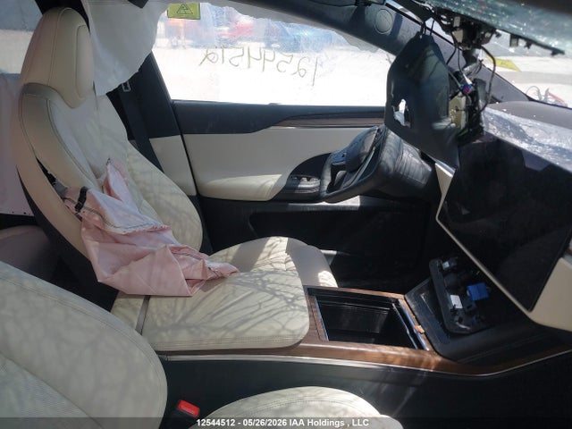 2023 Tesla Model X Awd/standard Range მანქანა იყიდება აუქციონზე, vin: 7SAXCBE56PF411312, აუქციონის ნომერი: 12544512