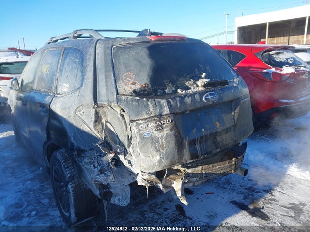 JF2SJEBC4HG454752 Subaru Forester 2.5i