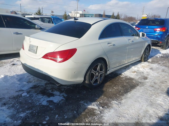 Mercedes-Benz CLA 250 2015 WDDSJ4EB1FN216898 Image 4
