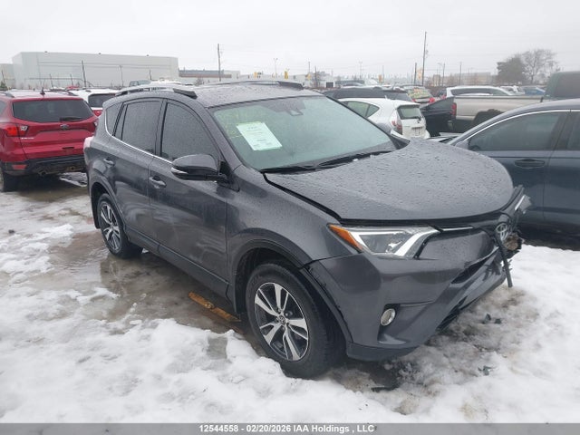 Продаж на аукціоні авто 2018 Toyota Rav4 Xle, vin: 2T3RFREV9JW812697, номер лоту: 12544558