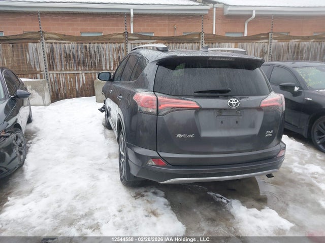 Продаж на аукціоні авто 2018 Toyota Rav4 Xle, vin: 2T3RFREV9JW812697, номер лоту: 12544558