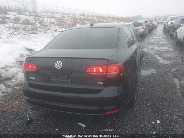 3VWB67AJ0HM356428 Volkswagen Jetta