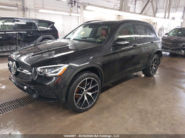 W1N0G8EB8NV382818 Mercedes-Benz Glc 300 4matic