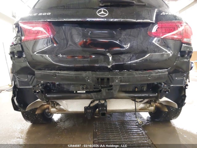 W1N0G8EB8NV382818 Mercedes-Benz Glc 300 4matic