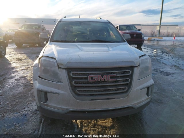 2GKFLUE30H6163380 GMC Terrain Slt