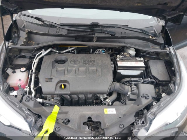 JTNKHMBX6N1132549 Toyota C-HR LE