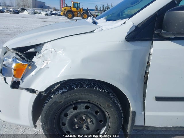 2C4RDGBG6ER315400 Dodge Grand Caravan Se/sxt