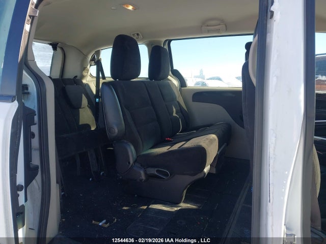 2C4RDGBG6ER315400 Dodge Grand Caravan Se/sxt