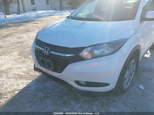 3CZRU6H50JM109226 Honda HR-V EX