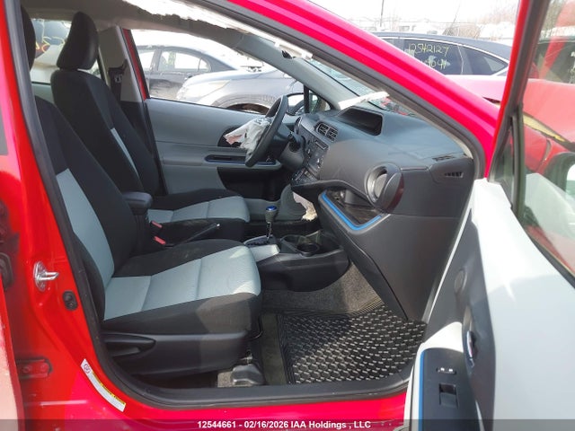 12544661 :رقم المزاد ، JTDKDTB34D1534852 vin ، 2013 Toyota Prius C مزاد بيع