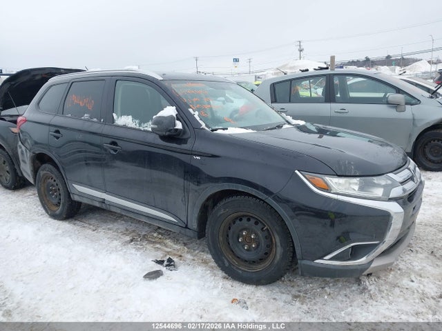 JA4JZ3AX0GZ600704 Mitsubishi Outlander Se/sel