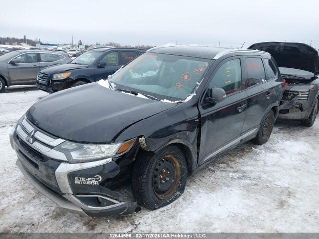 JA4JZ3AX0GZ600704 Mitsubishi Outlander Se/sel