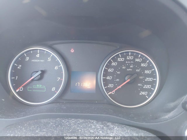 JA4JZ3AX0GZ600704 Mitsubishi Outlander Se/sel
