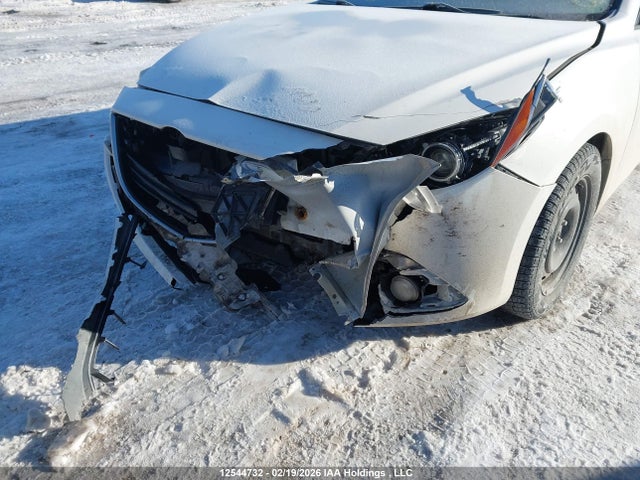 JM1BM1M37G1352780 Mazda 3 TOURING