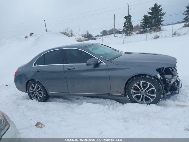 55SWF4KB6JU257213 Mercedes-Benz C 300 4matic