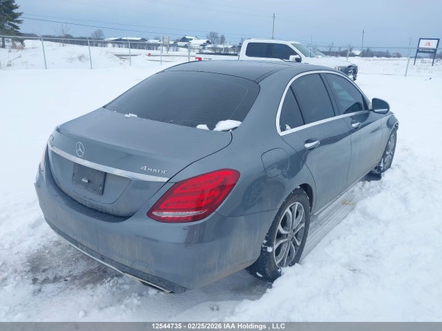 55SWF4KB6JU257213 Mercedes-Benz C 300 4matic