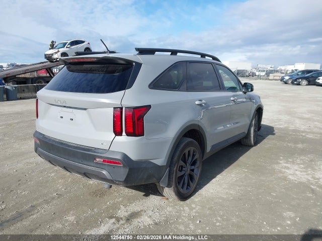 5XYRGDLF7PG181953 KIA SORENTO LX