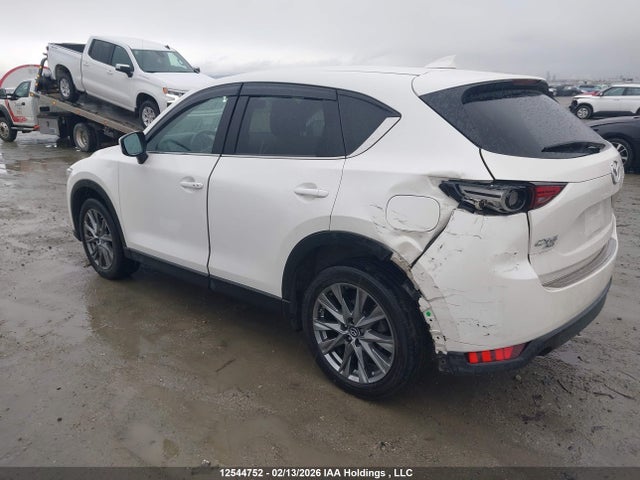 JM3KFBEY2K0569136 Mazda Cx-5 Signature