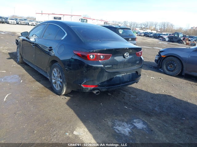 JM1BPACMXS1757963 Mazda Mazda3 Gs