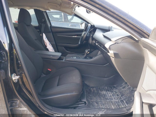 JM1BPACMXS1757963 Mazda Mazda3 Gs