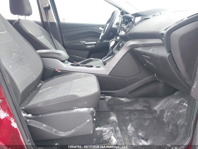 1FMCU9GXXEUC79218 Ford ESCAPE SE