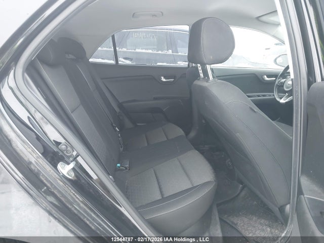 3KPA25AB1JE025462 KIA RIO LX/S