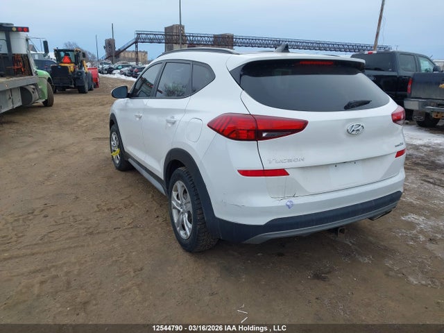 KM8J3CAL9KU949107 Hyundai Tucson Luxury