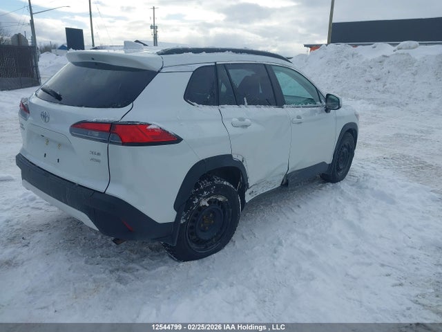 Toyota Corolla Cross 2024 7MUDAABGXRV092653 Image 4