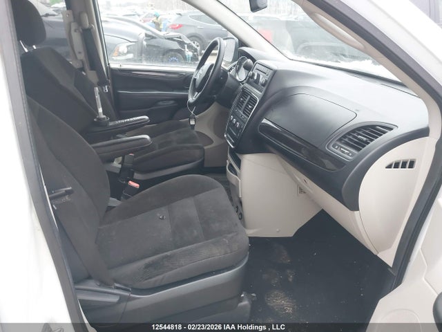 2C4RDGBG1JR218583 Dodge Grand Caravan Se