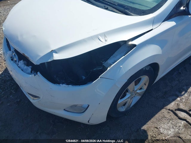 Продажа на аукционе авто 2013 Hyundai Elantra Gls, vin: 5NPDH4AE4DH184511, номер лота: 12544821