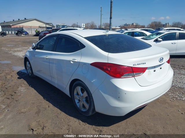 Продажа на аукционе авто 2013 Hyundai Elantra Gls, vin: 5NPDH4AE4DH184511, номер лота: 12544821