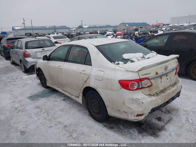 12544833 :رقم المزاد ، 2T1BU4EE5DC016635 vin ، 2013 Toyota Corolla مزاد بيع