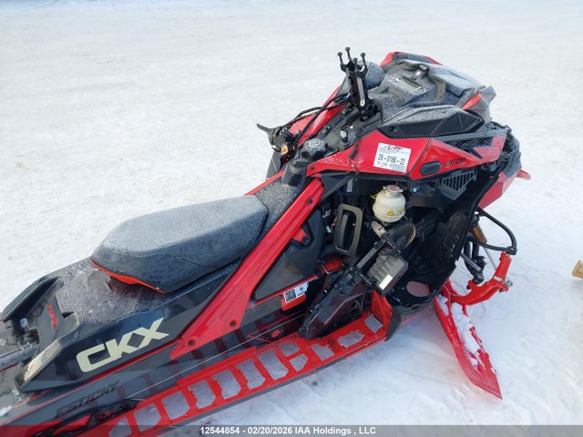 YH2LLGNB7NR000408 Lynx Snowmobile
