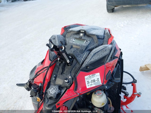 YH2LLGNB7NR000408 Lynx Snowmobile