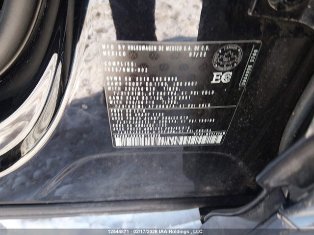 3VV8B7AX0NM154876 Volkswagen Tiguan Comfortline R-line Black Edition