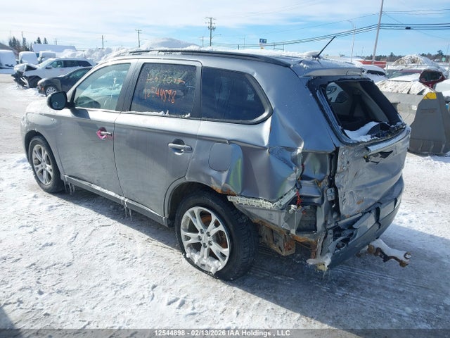 JA4JZ3AX6EZ605614 Mitsubishi Outlander Se
