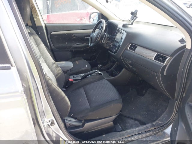 JA4JZ3AX6EZ605614 Mitsubishi Outlander Se