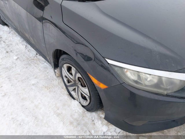 Honda Civic Dx 2016 2HGFC2E23GH020192 Image 22