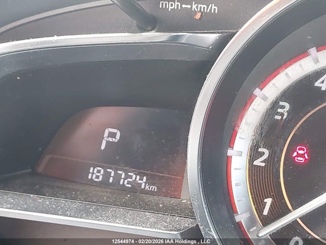 JM1BM1W34E1208517 Mazda Mazda3 Gt-sky