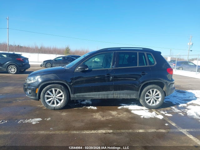 Volkswagen Tiguan 2017 WVGNV7AX0HK028484 Image 11
