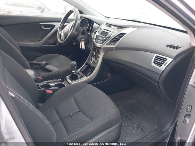 5NPDH4AE7GH654809 Hyundai ELANTRA GL