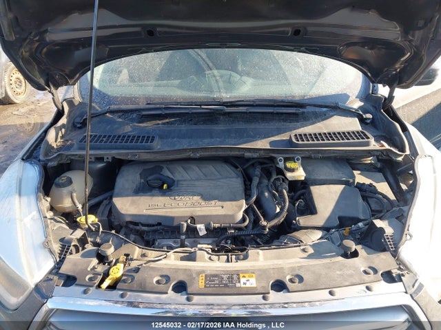 1FMCU0GD4HUA01081 Ford ESCAPE SE