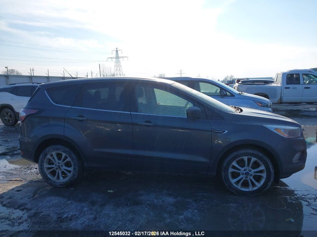 1FMCU0GD4HUA01081 Ford ESCAPE SE