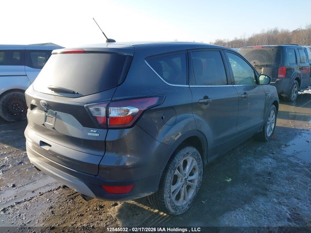 1FMCU0GD4HUA01081 Ford ESCAPE SE