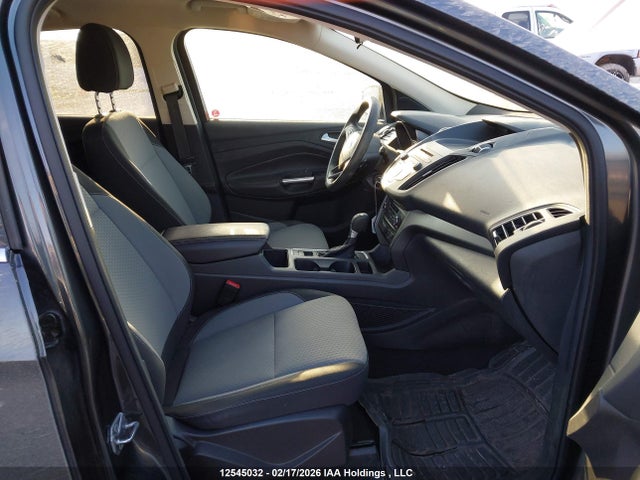 1FMCU0GD4HUA01081 Ford ESCAPE SE