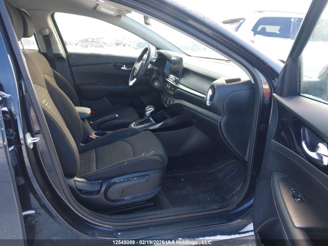KNAF55AC8M5114318 KIA Forte5 Ex