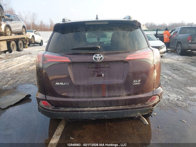 Продажа на аукционе авто 2017 Toyota Rav4, vin: 2T3RFREV5HW664185, номер лота: 12545063