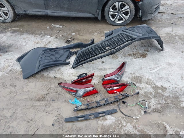 4T1G11AK8MU581002 Toyota CAMRY SE